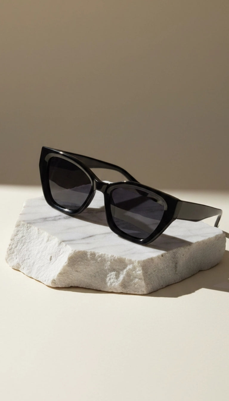 Sunglasses Eye Cat Black 6017