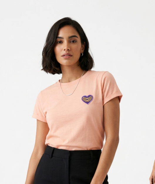 The Heart Accent Short-Sleeve Tee – Peach